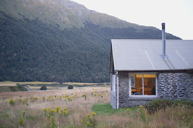 mt aspiring hut